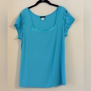 VENUS Chic Turquoise Square Neckline With Lace Details Top Size 1X